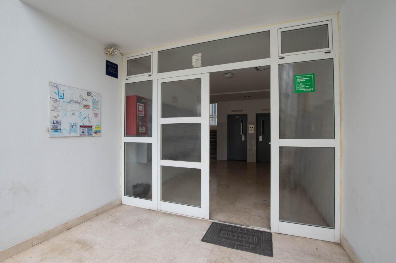 Apartman Grof Split Exterior photo